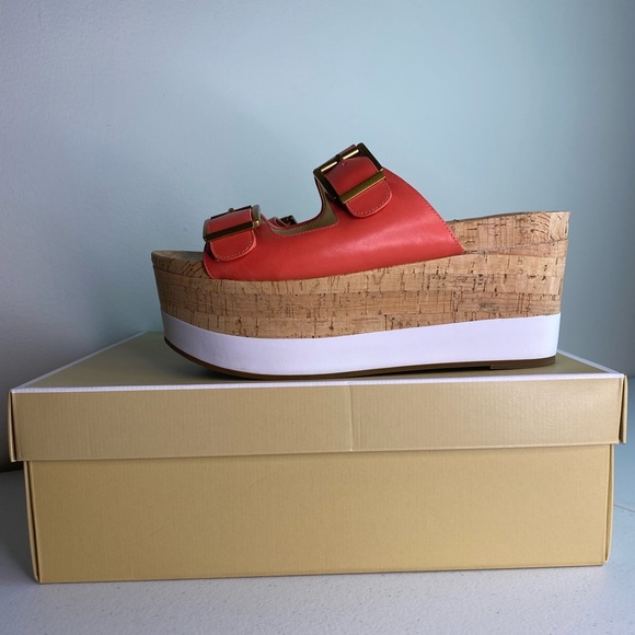 Michael Kors Peach Pink Platform Flatform Sandals - Picture 3 of 6